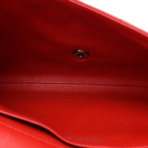 Chanel Lambskin Quilted Clutch with Chain Flap Red Shoulder Bag - Picture 4 of 8